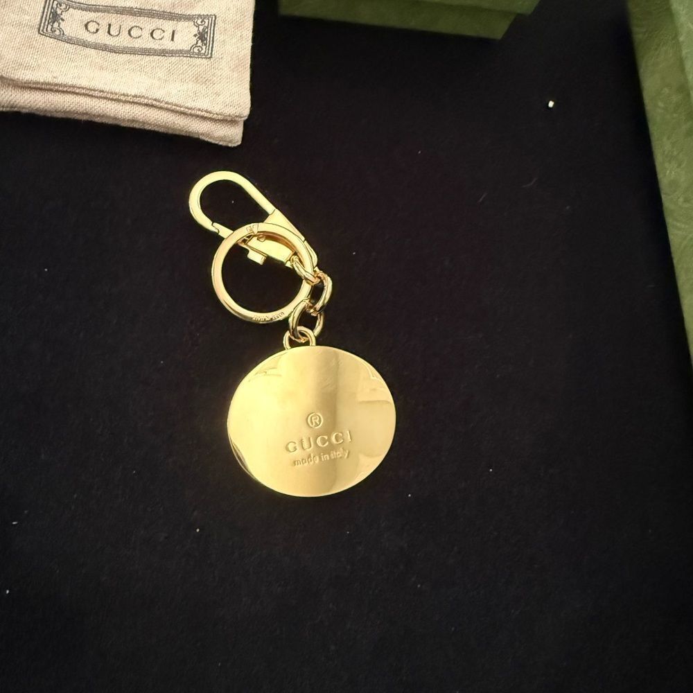 Brand new with box Gucci Gold Keychain with Red and Green Accents - Picture 4 of 4
